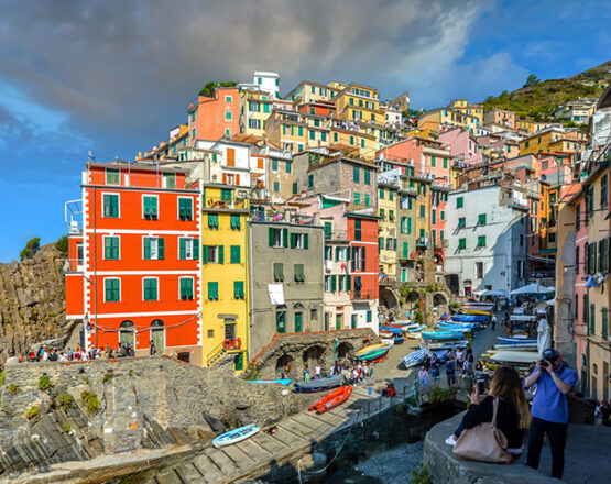 riomaggiore, picture of the village from the marina