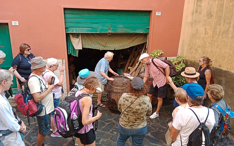 local guide during a shore excursion in the 5 terre from la spezia